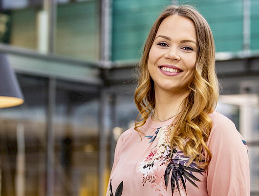 Yritysten omistajanvaihdoksiin erikoistunut Finnveran aluepäällikkö Elisa Sipponen.
