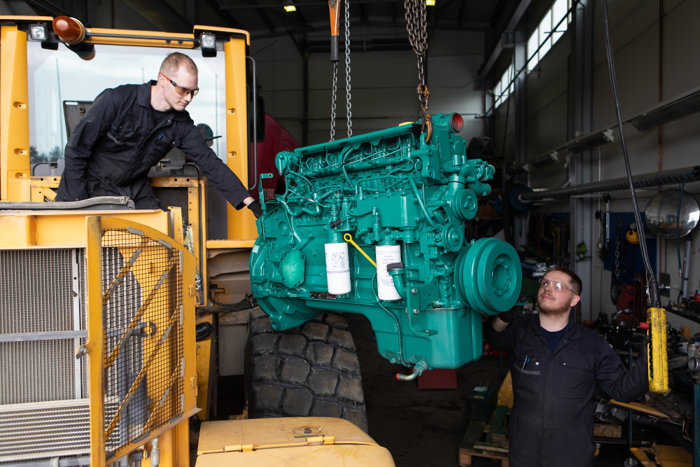 Millog Marine & Power huoltaa moottoreita ja vaihteistoja Hämeenlinnassa yli 50 vuoden kokemuksella. Kuva: Opa Latvala