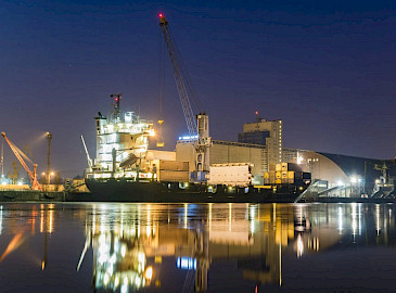 Mill & Marine Service Ltd. tekee mekaaniset työt sekä hydrauliikka- ja sähkötyöt laivoille ja teollisuuden tarpeisiin