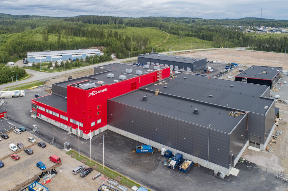 Jyväskylään rakennettu DB Santasalon tehdas on konsernin teollisuusvaihteiden päätehdas.