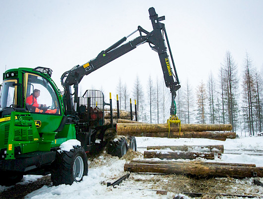 Tervetuloa opiskelemaan metsäalaa Riveriaan