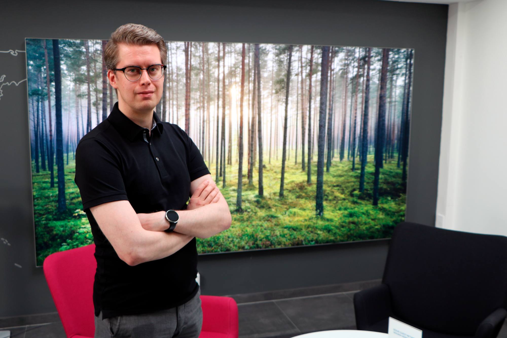 Askeleen lähempänä maailmaa