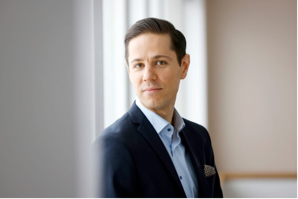 Joonas Mikkilä on Teknologiateollisuuden digitalisaation johtava asiantuntija sekä puolijohdetoimialaryhmän sihteeri.