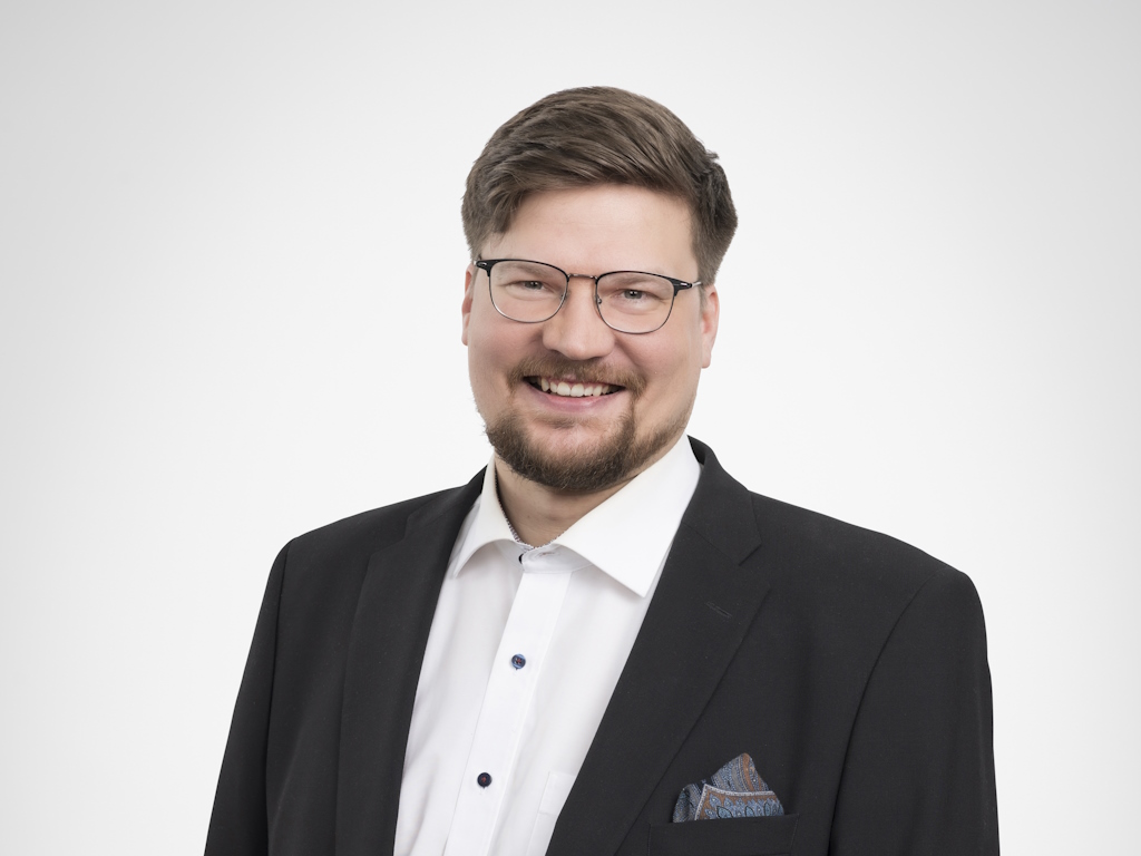Etlan ennusteryhmän tutkija KTT Sakari Lähdemäki. Kuva: Etla