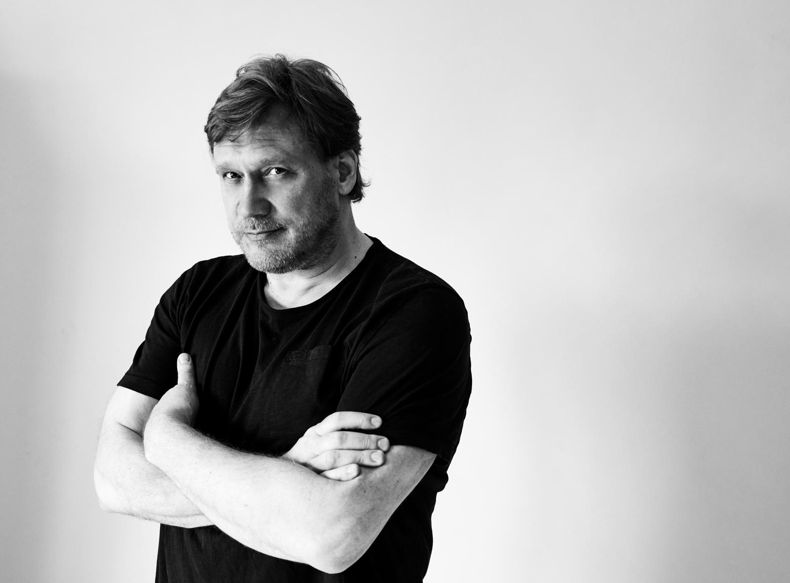 Samuli Edelmann. Kuvan lähde: Warner Music Finland Oy