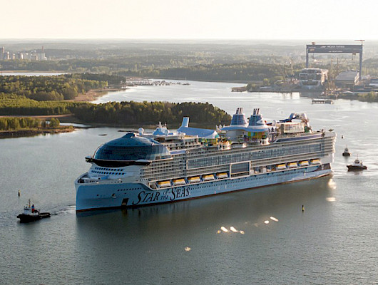 Star of the Seas lähti telakalta heinäkuun puolivälissä. Kuva: Meyer Turku/Mediascope Productions