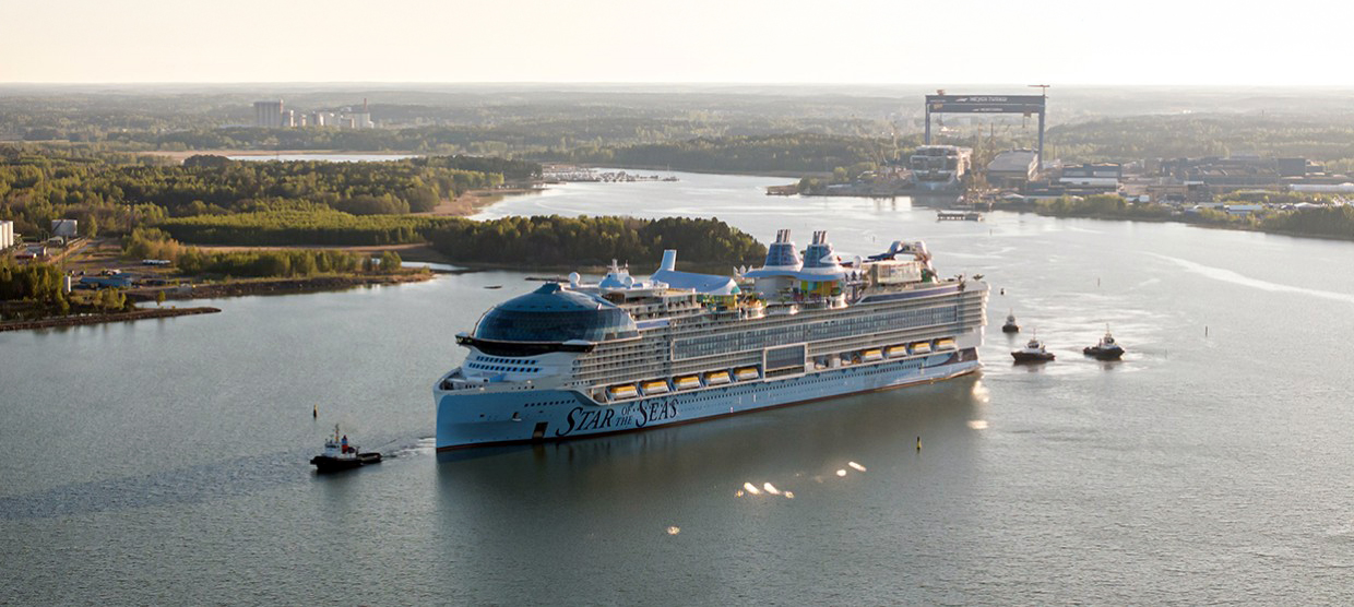 Star of the Seas lähti telakalta heinäkuun puolivälissä. Kuva: Meyer Turku/Mediascope Productions