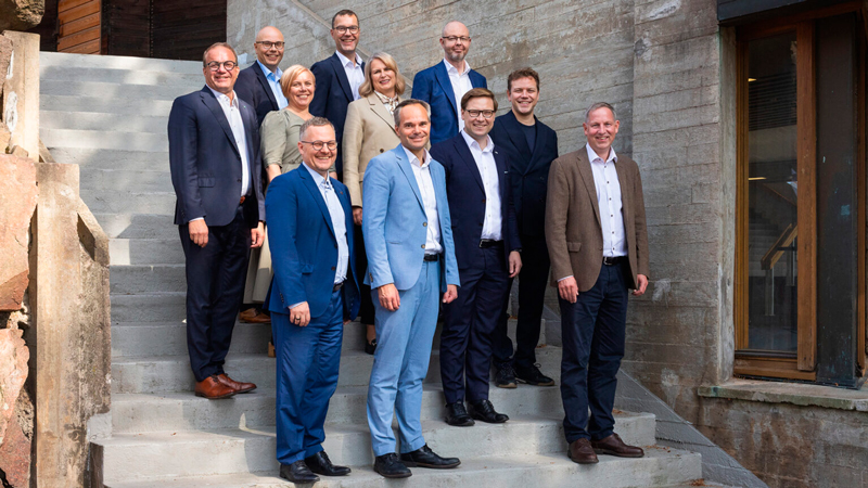 Luontofoorumi 2025, kymmenen kaupunginjohtajaa ja pormestaria. Kuva Kerttu Penttilä / Espoon kaupunki