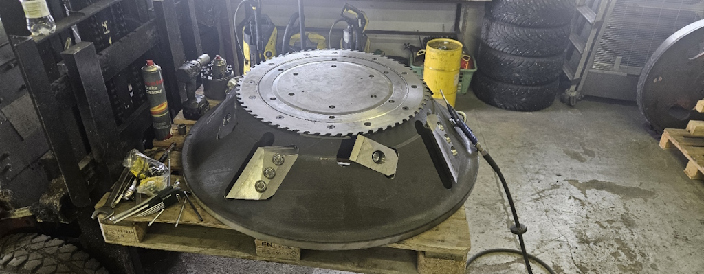 Millmek tuo markkinoille Suomessa valmistetun hakelevyn, joka on räätälöity metsäteollisuuden hakkureihin