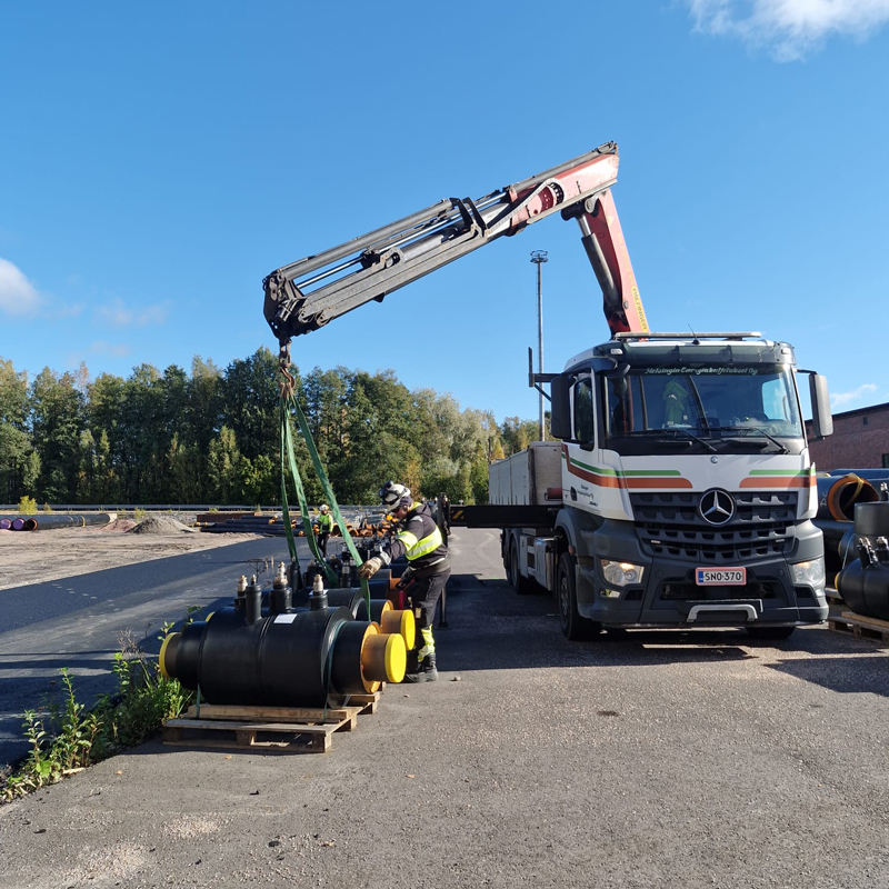 Vastuullinen kuljetuskumppani tukee energia- ja infrarakentamisen sujuvuutta | Helsingin Energiakuljetukset Oy