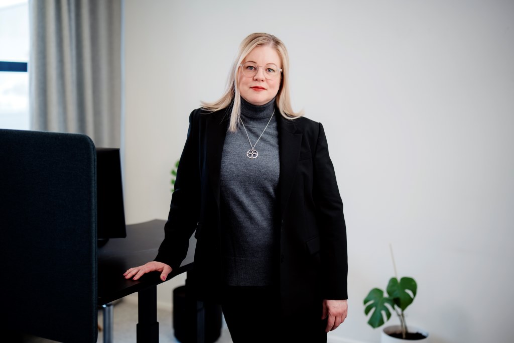 Lapin kauppakamarin johtaja Hanna Baas. Kuva: Kota Collective