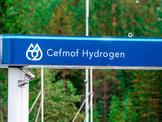 Cefmof Hydrogen Oy operoi Suomen ensimmäistä vetytankkausasemaa