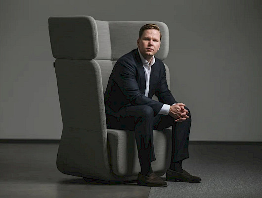 Suomen Yrittäjien asiantuntija Niko Nurmela. Kuva: Johanna Erjonsalo
