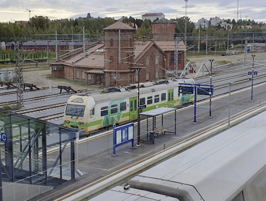 Esitys Joensuu–Varkaus–Pieksämäki-radan sähköistämisestä luovutettiin elinkeinoministerille