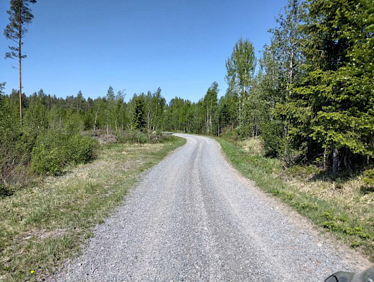 Hyvässä kunnossa olevat yksityistiet ovat välttämättömyys. Kuva: Petri Lähteenmäki