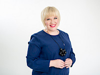 Perhe- ja peruspalveluministeri Annika Saarikko: Sijoitus turvalliseen lapsuuteen on sijoitus kestävään kasvuun