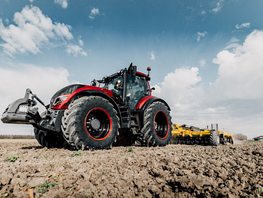 Valtra toi markkinoille 5. sukupolven tuotteiston