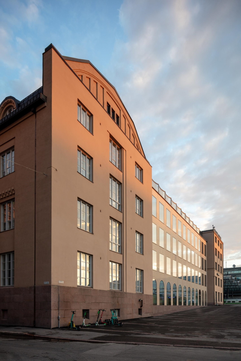 Betonijulkisivu – arkkitehtuuripalkinto 2021 voittaja: Scandic Grand Central Helsinki
