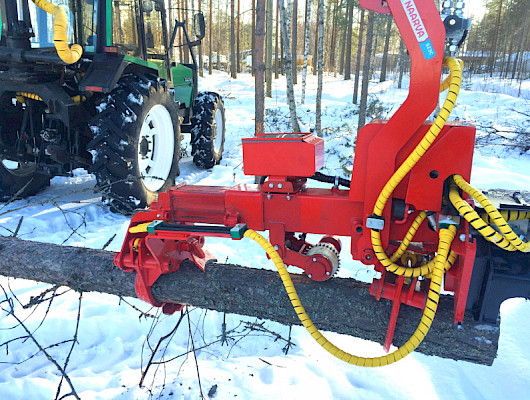 Naarva S23C-sykeharvesteri langattomalla mittalaitteella. Mittalaite kasvattaa sykeharvesterien käyttömahdollisuuksia huomattavasti.